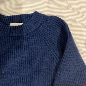 Aritzia - Wilfred knitted cropped sweater